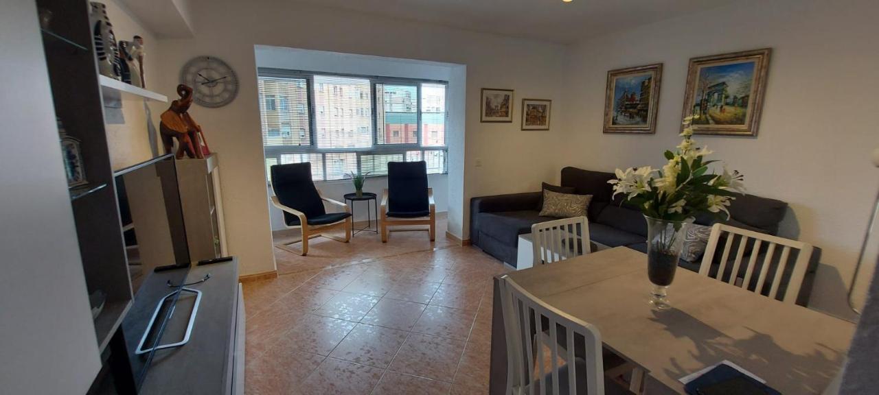 Apartamento Golddem Velazquez Málaga Exterior foto