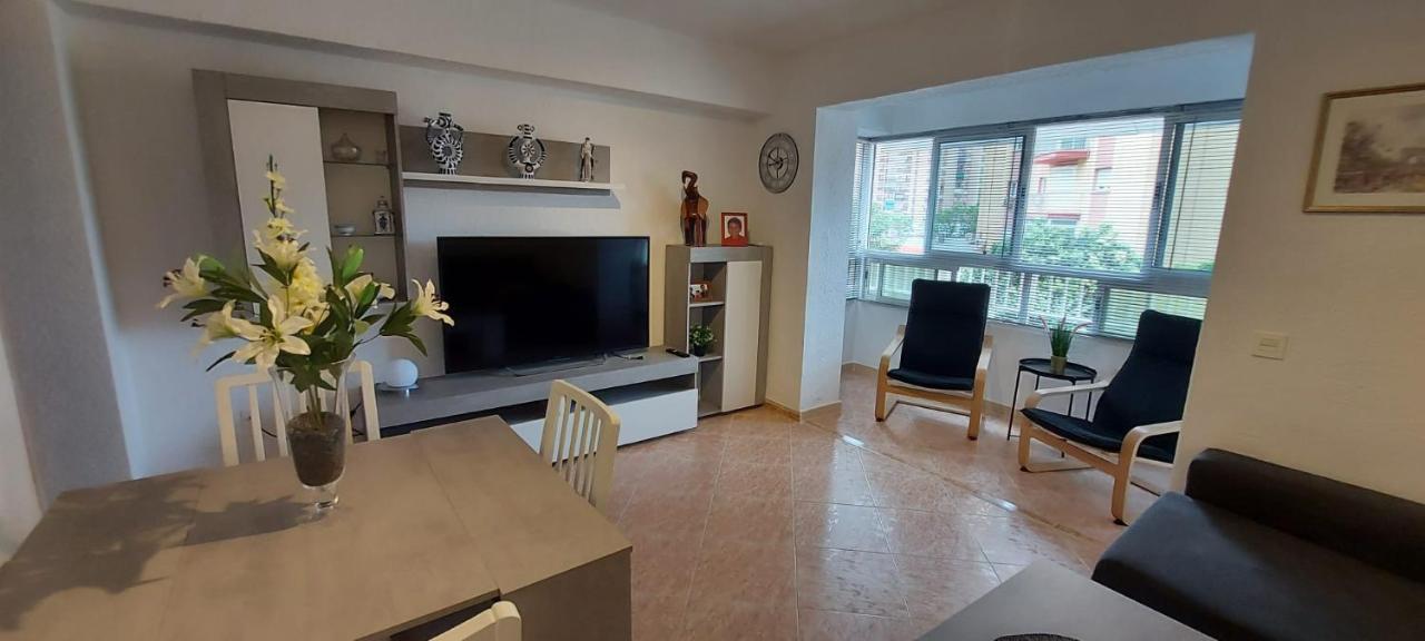 Apartamento Golddem Velazquez Málaga Exterior foto